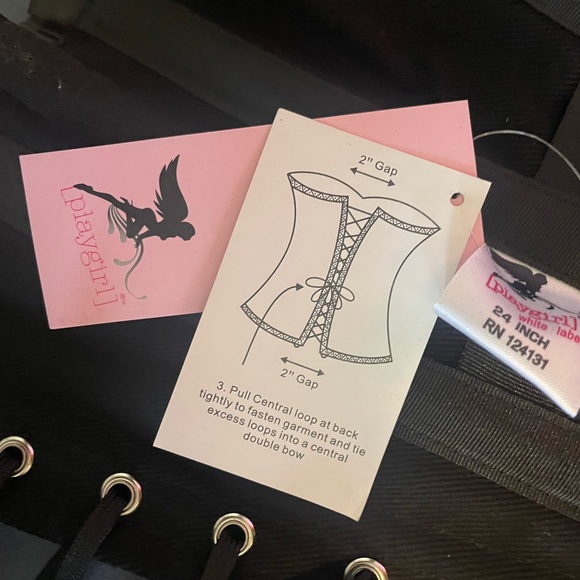 Playgirl corset in a beautiful iridescent purple color in size 24 - Picture 7 of 8